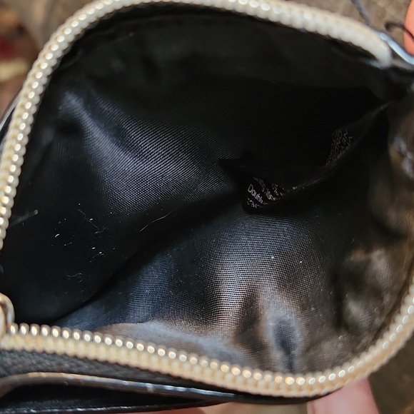 Victoria's Secret Black Card Holder with Gold Heart Accents - Picture 5 of 7